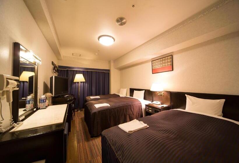 酒店 Claiton Esaka