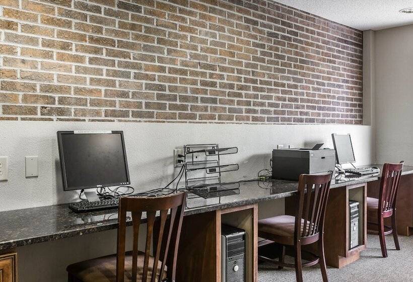 فندق Comfort Inn Warner Robins   Robins Air Force Base Area