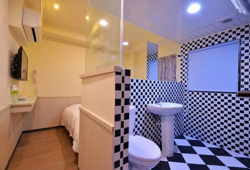 هتل Galaxy Mini Inn
