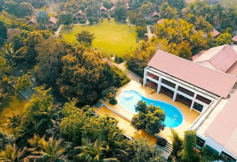 فندق Gir Vanvaso Resort