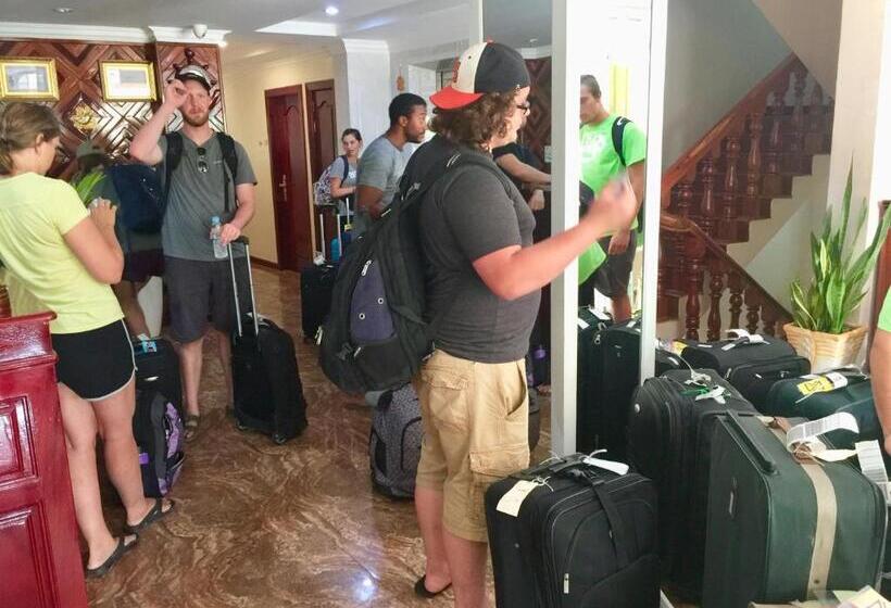 호텔 Good Luck Day