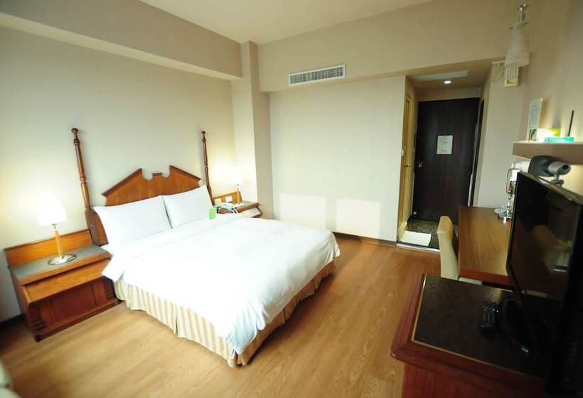 Kindness Hotel Wu-jia