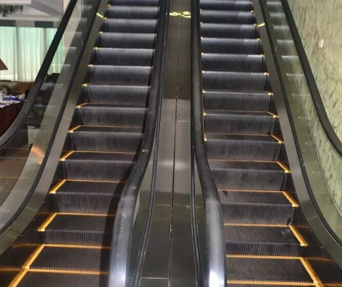 هتل La Falaise Yaounde