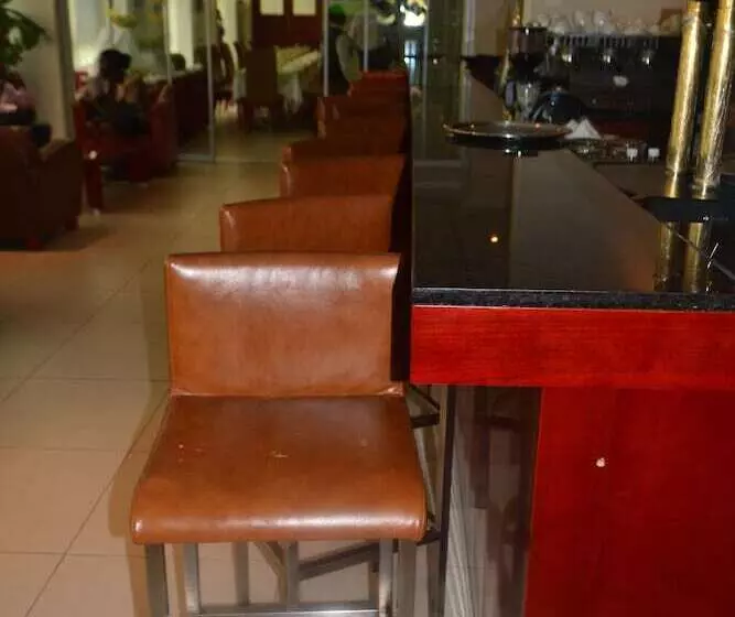 هتل La Falaise Yaounde