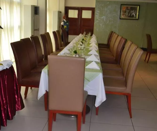 هتل La Falaise Yaounde