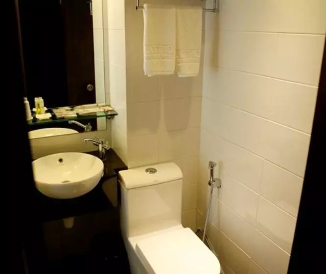 هتل Lot 10 Boutique