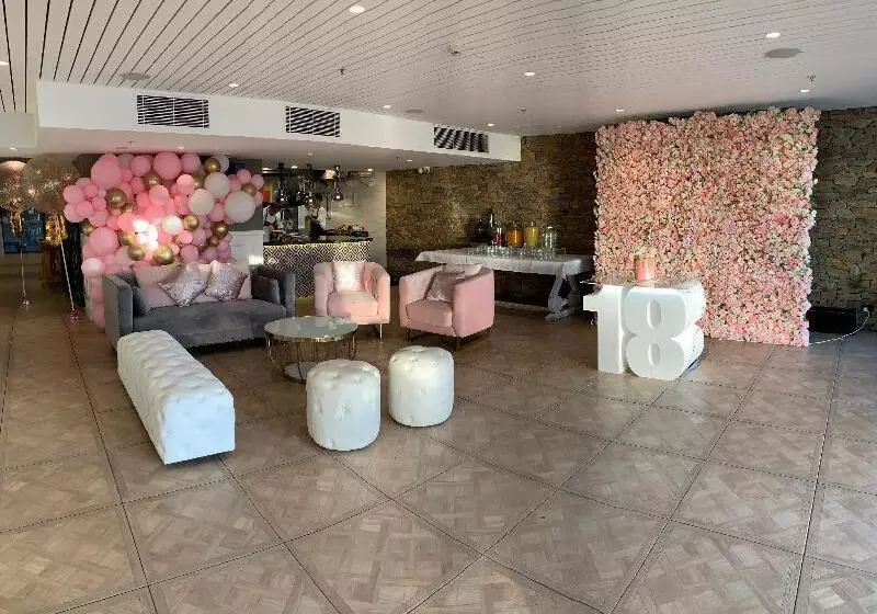 酒店 Miramare Gardens Boutique Accommodation