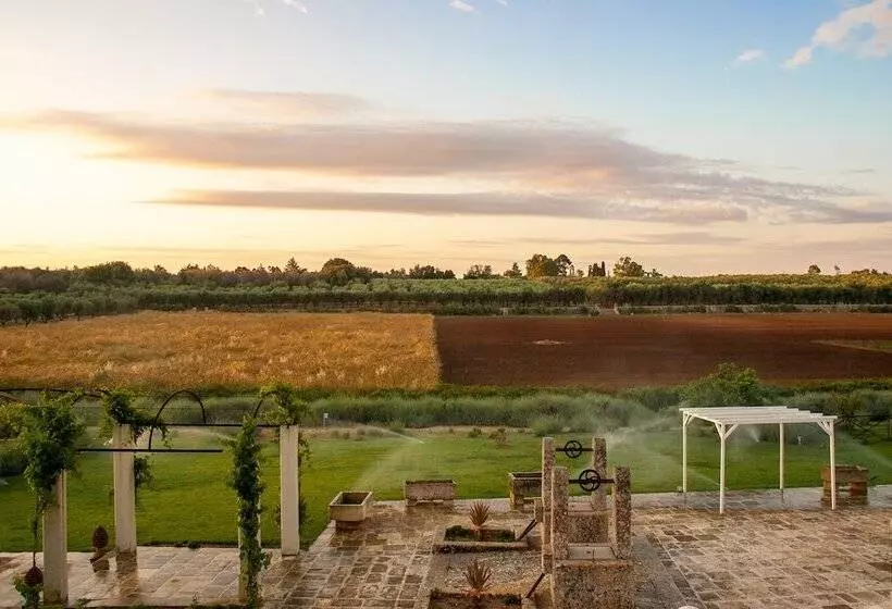 호텔 Naturalis Bio Resort