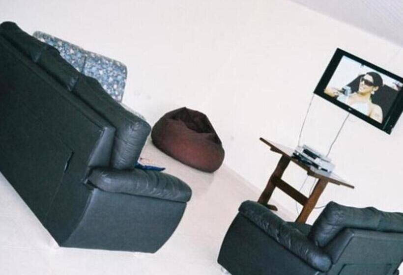 هتل Portal De Barequeçaba