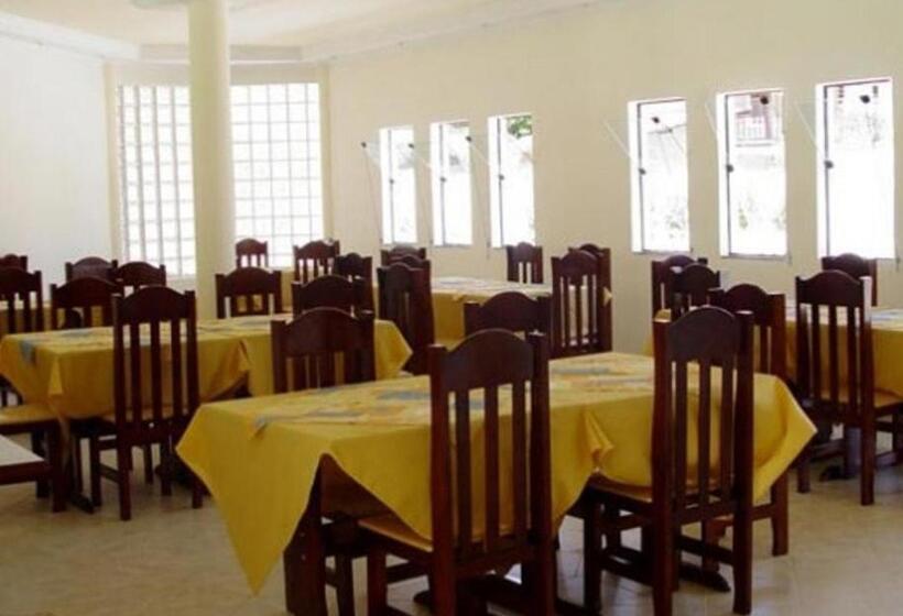 هتل Portal De Barequeçaba