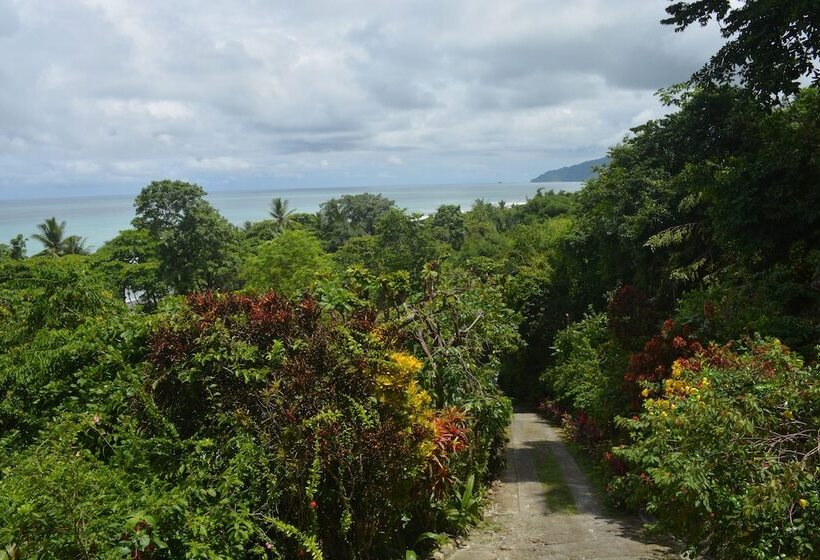 호텔 The Lookout Inn Lodge