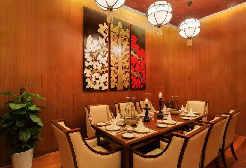 هتل Wyndham Chongqing Yuelai