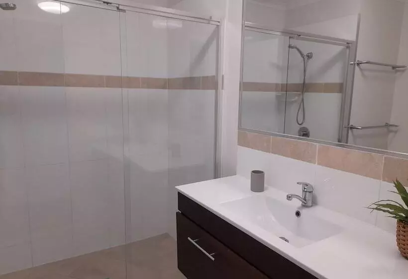 Motel Boat Harbour Studio Apartments And Villas