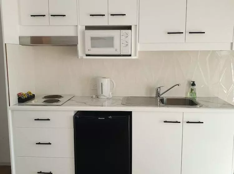 Motel Boat Harbour Studio Apartments And Villas