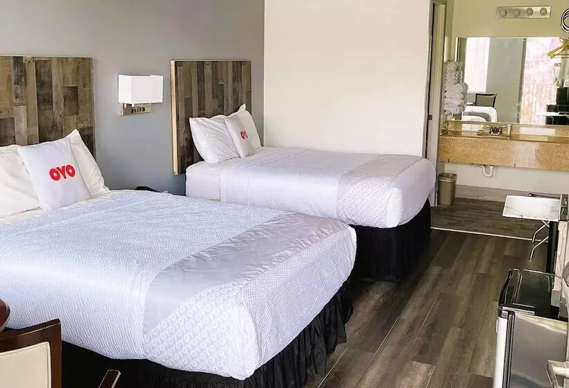 مُتل Evergreen Inn