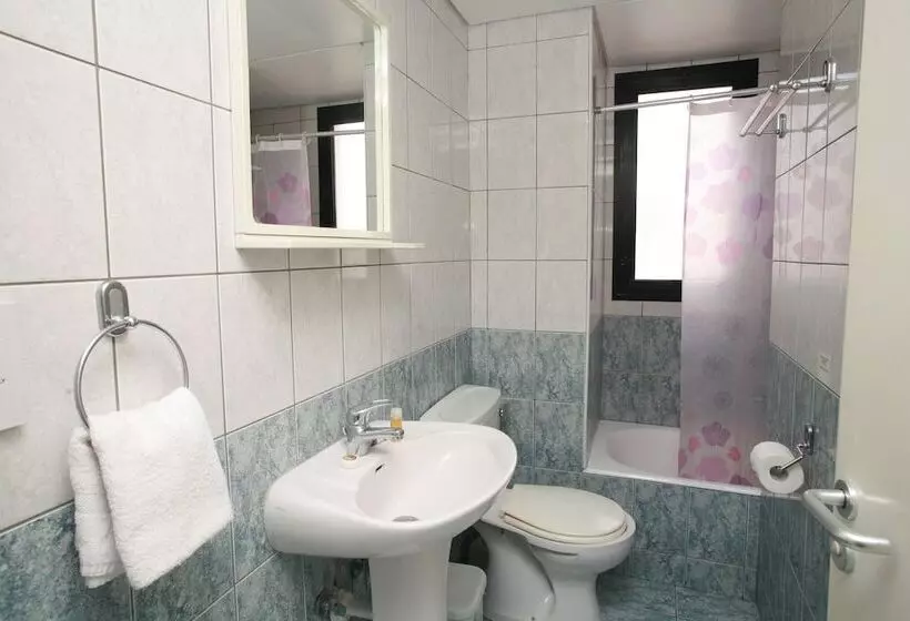 New York Plaza  Apartments