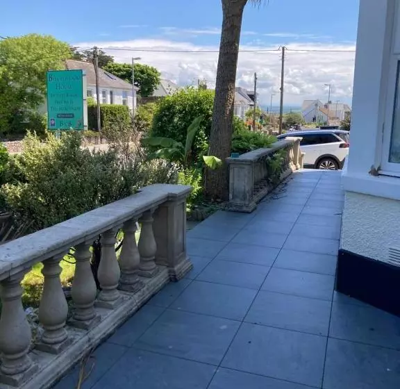 ペンション Beechwood House