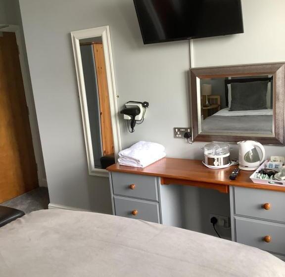 بنسيون Beechwood House