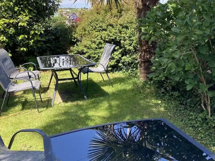 ペンション Beechwood House