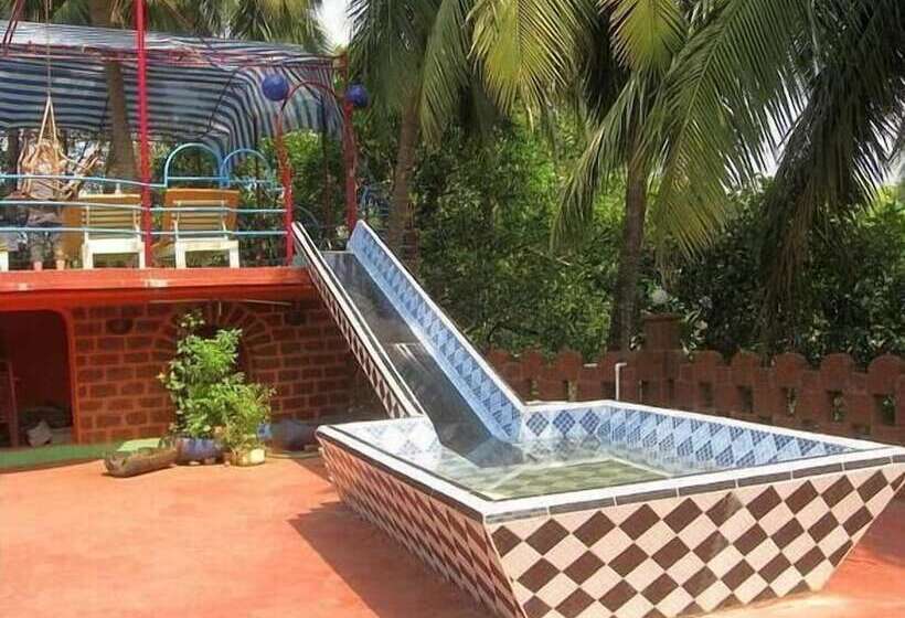 بنسيون Palm Groove Guest House