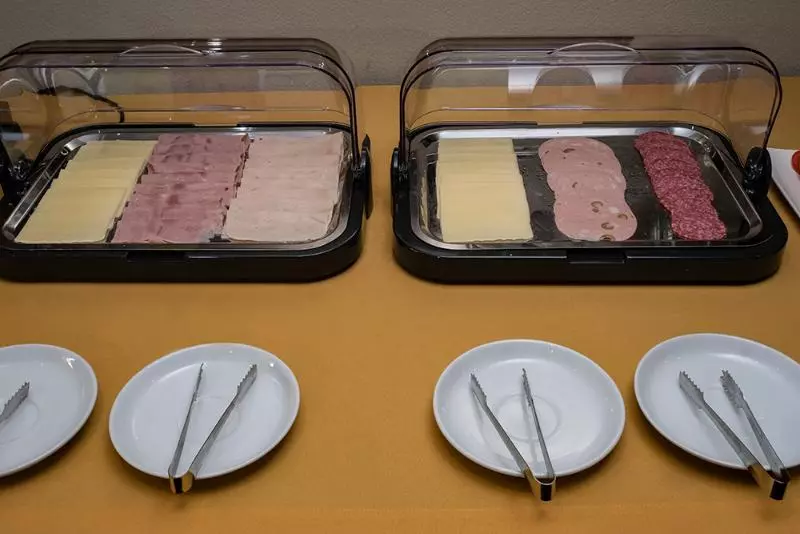 بنسيون Riversuites