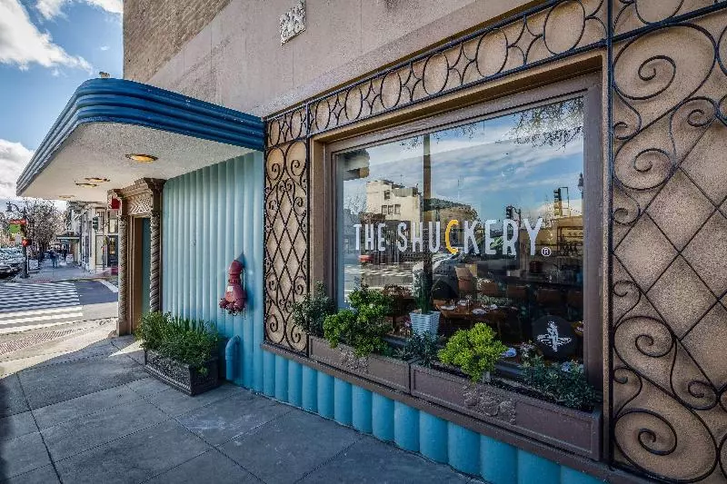 Отель Petaluma, Tapestry Collection By Hilton