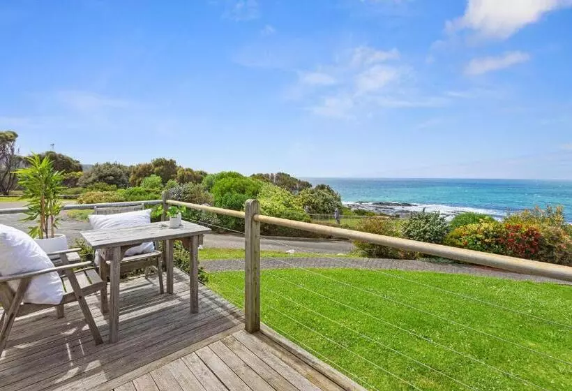 5 Whitecrest Great Ocean Road Resort   Ocean Views
