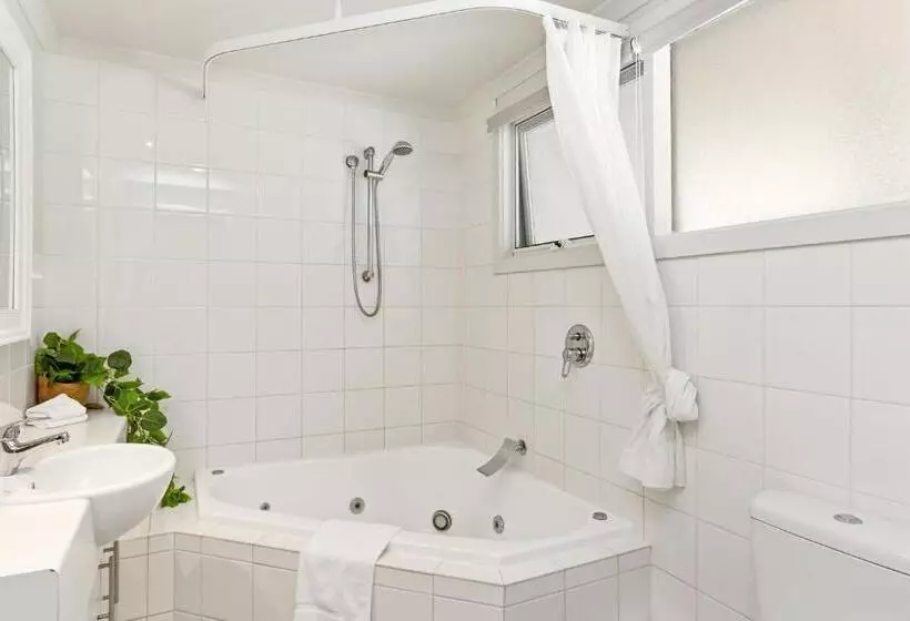 5 Whitecrest Great Ocean Road Resort   Ocean Views