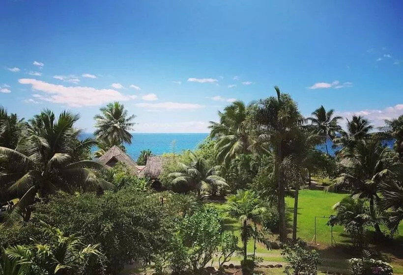 پانسیون Punatea Village