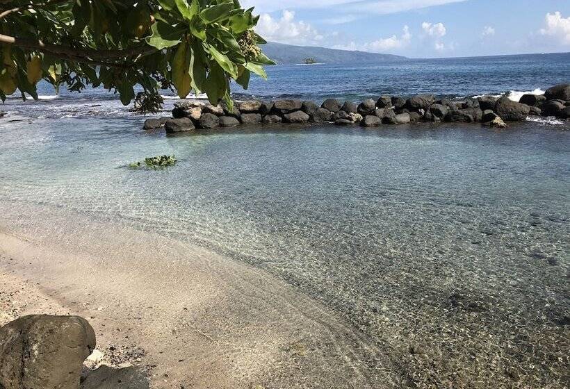 پانسیون Punatea Village