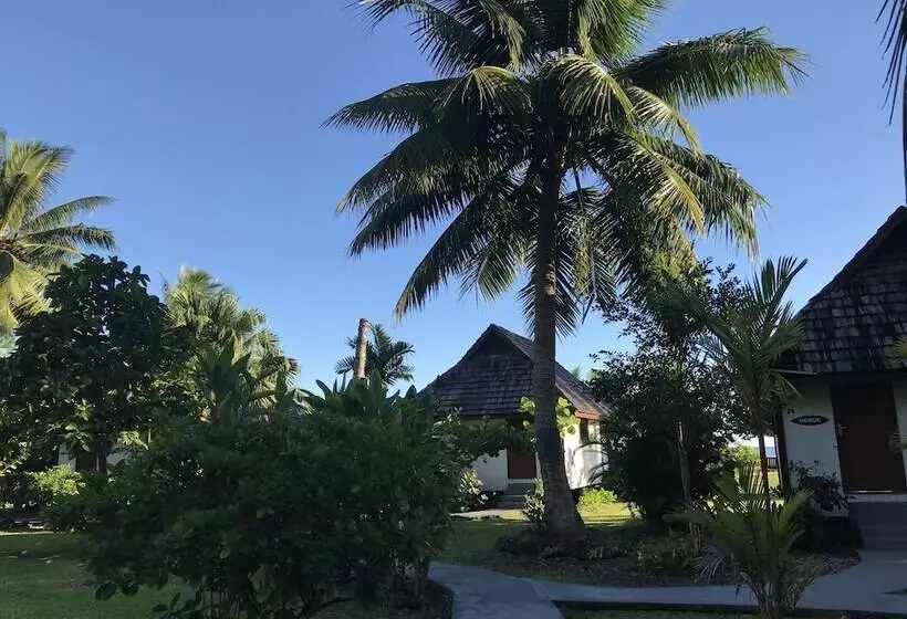 پانسیون Punatea Village