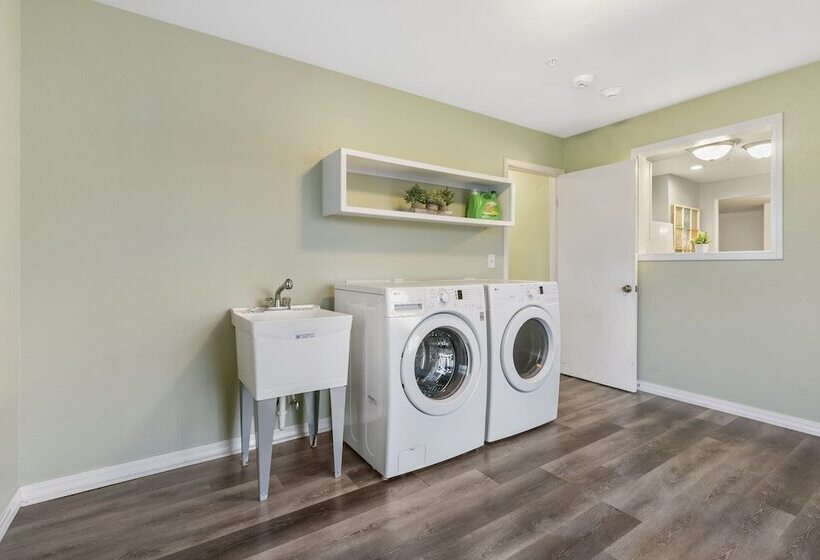 Abby S Place Close To Attractions