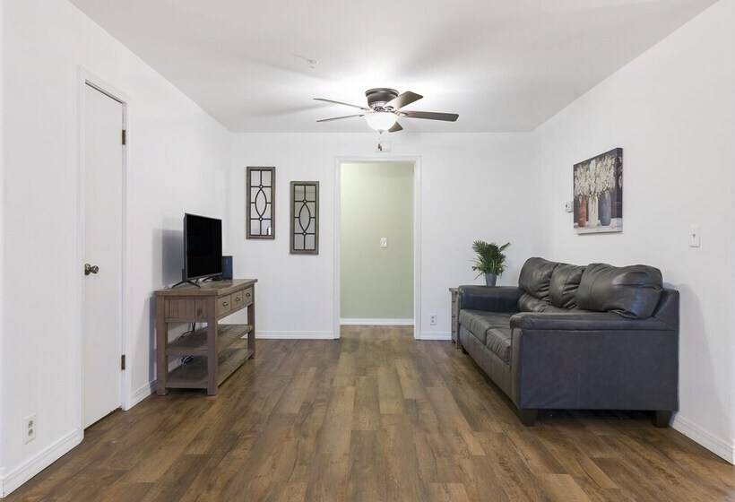 Abby S Place Close To Attractions