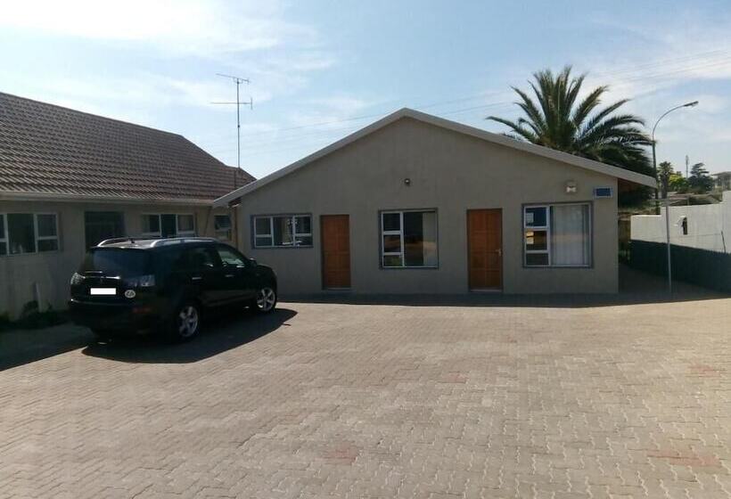 Bed & Breakfast Afrikawisa At O.r. Tambo International Airport