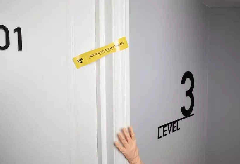 Bob W Tower Hill Studios