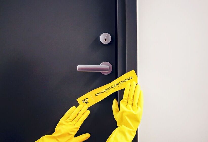 Bob W Tower Hill Studios