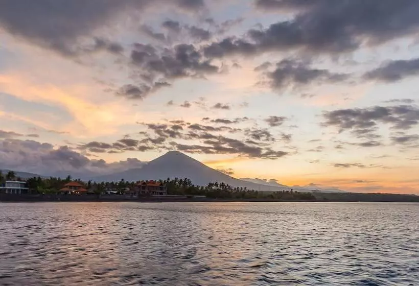 Emocean Beach Boutique Resort