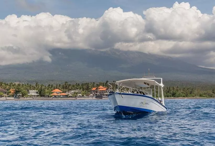 Emocean Beach Boutique Resort