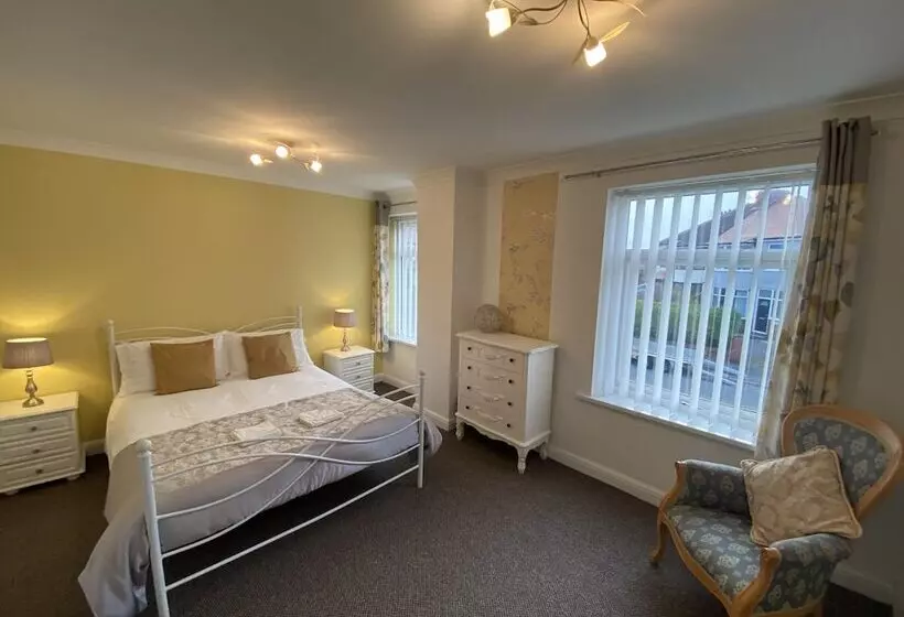ホテル Blackpool Abode   Caxton Lodge