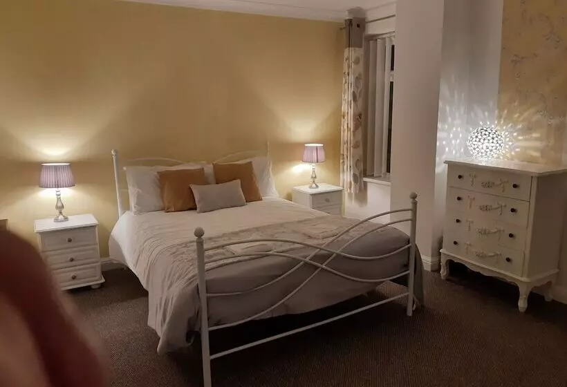 ホテル Blackpool Abode   Caxton Lodge
