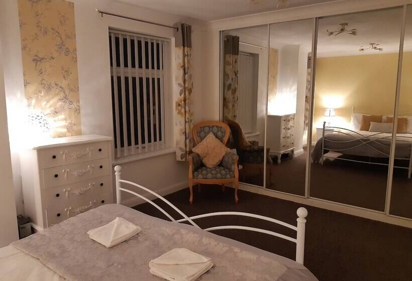 فندق Blackpool Abode Caxton Lodge