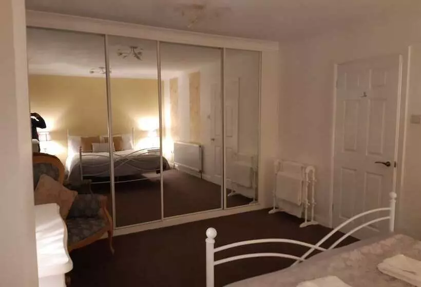 ホテル Blackpool Abode   Caxton Lodge