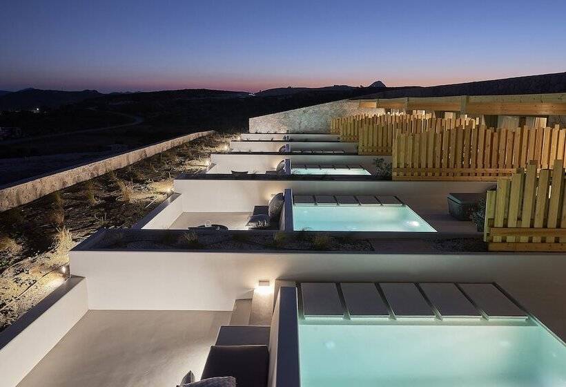 فندق Cave Suites