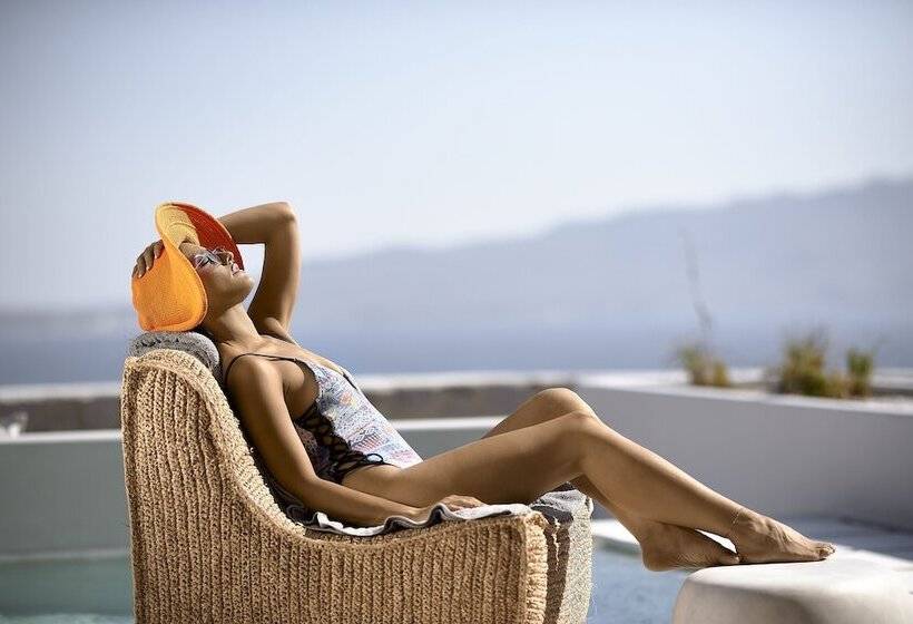 فندق Cave Suites