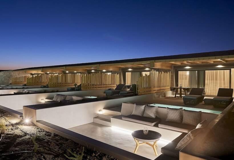 فندق Cave Suites