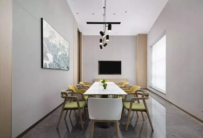 Hotelli Home2 Suites By Hilton Guiyang Airport