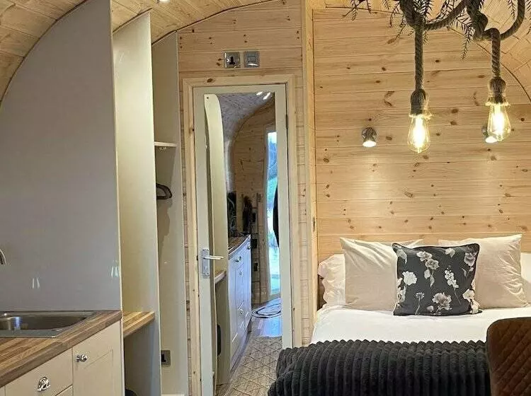 Hotelli New Farm Holidays