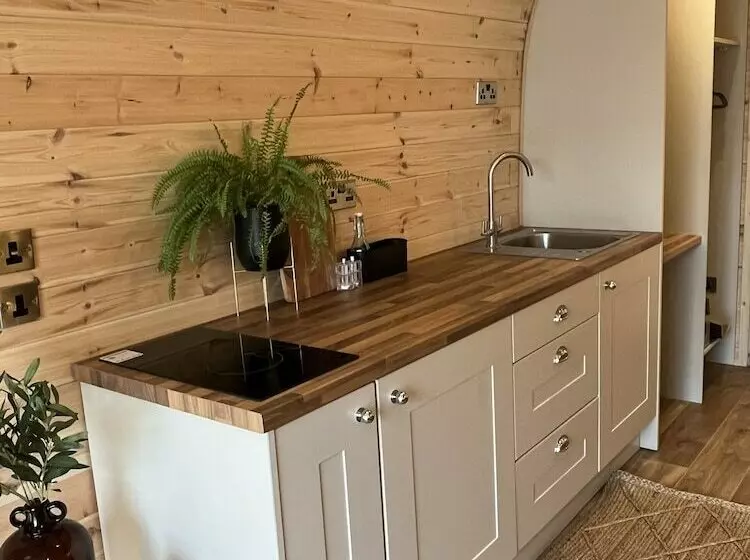 Hotelli New Farm Holidays