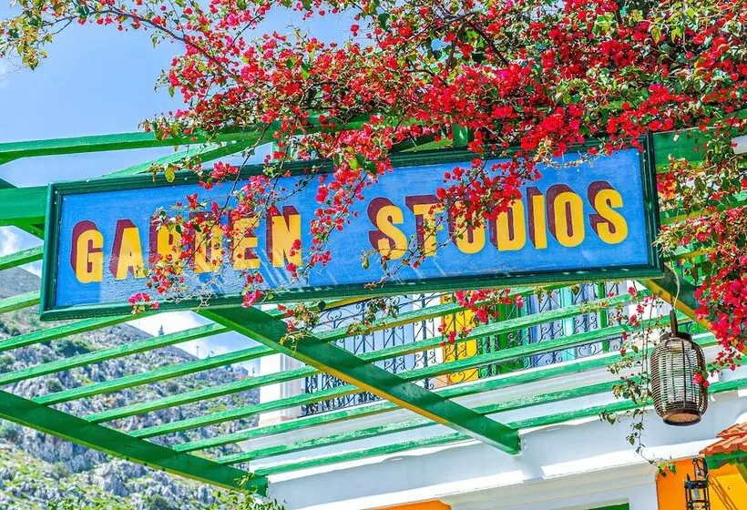 ホテル Symi Garden Studios