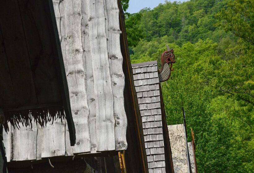 Отель Vikings Villages Resort